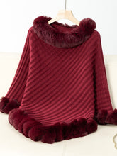 Load image into Gallery viewer, Darla Fuzzy Trim Three-Quarter Sleeve Poncho