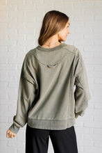 Load image into Gallery viewer, Quick Fix Mineral Wash Crew Neck Pullover in Army Green