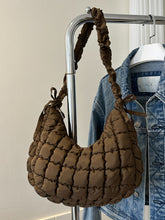 Load image into Gallery viewer, Bubble Texture Ruched Strap Quilted Shoulder Bag