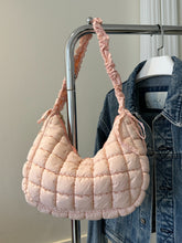 Load image into Gallery viewer, Bubble Texture Ruched Strap Quilted Shoulder Bag