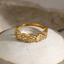 Load image into Gallery viewer, 18K Gold-plated Stainless Steel Zirconia Heart Ring